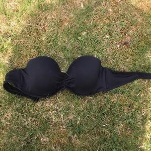 Black strapless bikini top